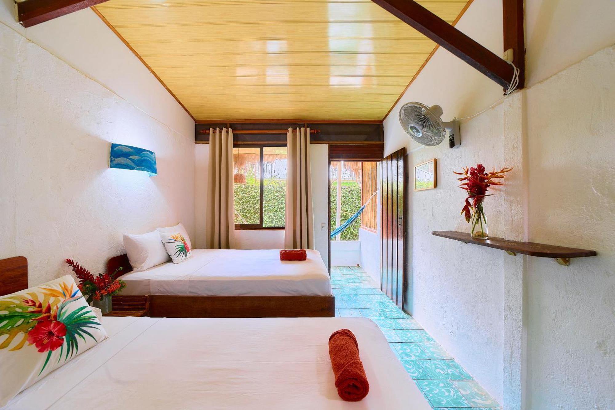 Cabinas Montesol Puerto Viejo de Talamanca Exteriér fotografie
