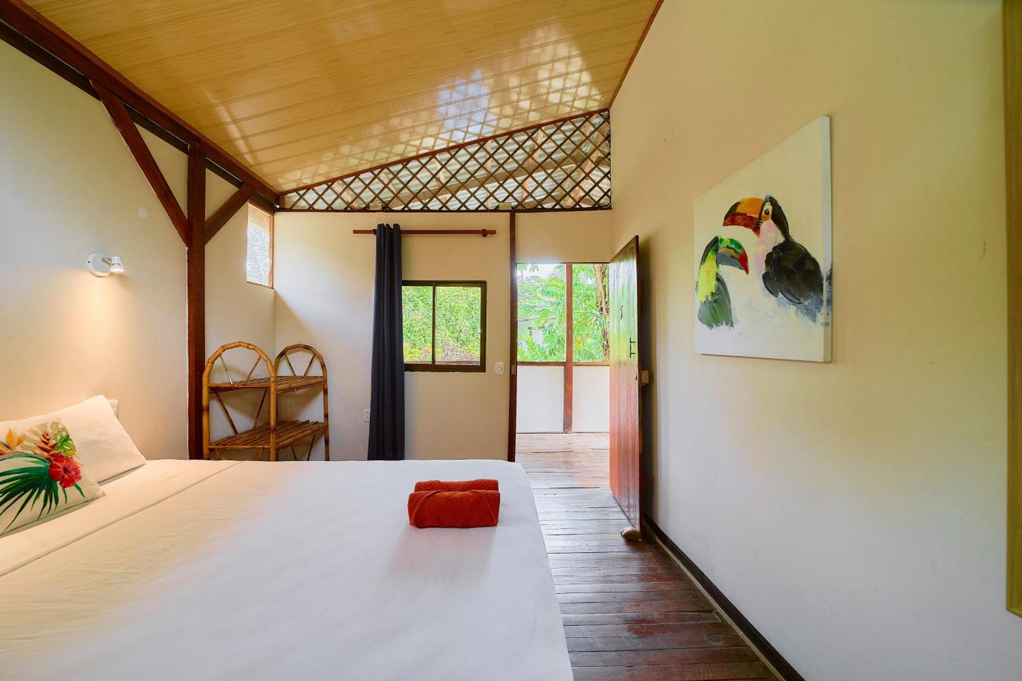 Cabinas Montesol Puerto Viejo de Talamanca Exteriér fotografie