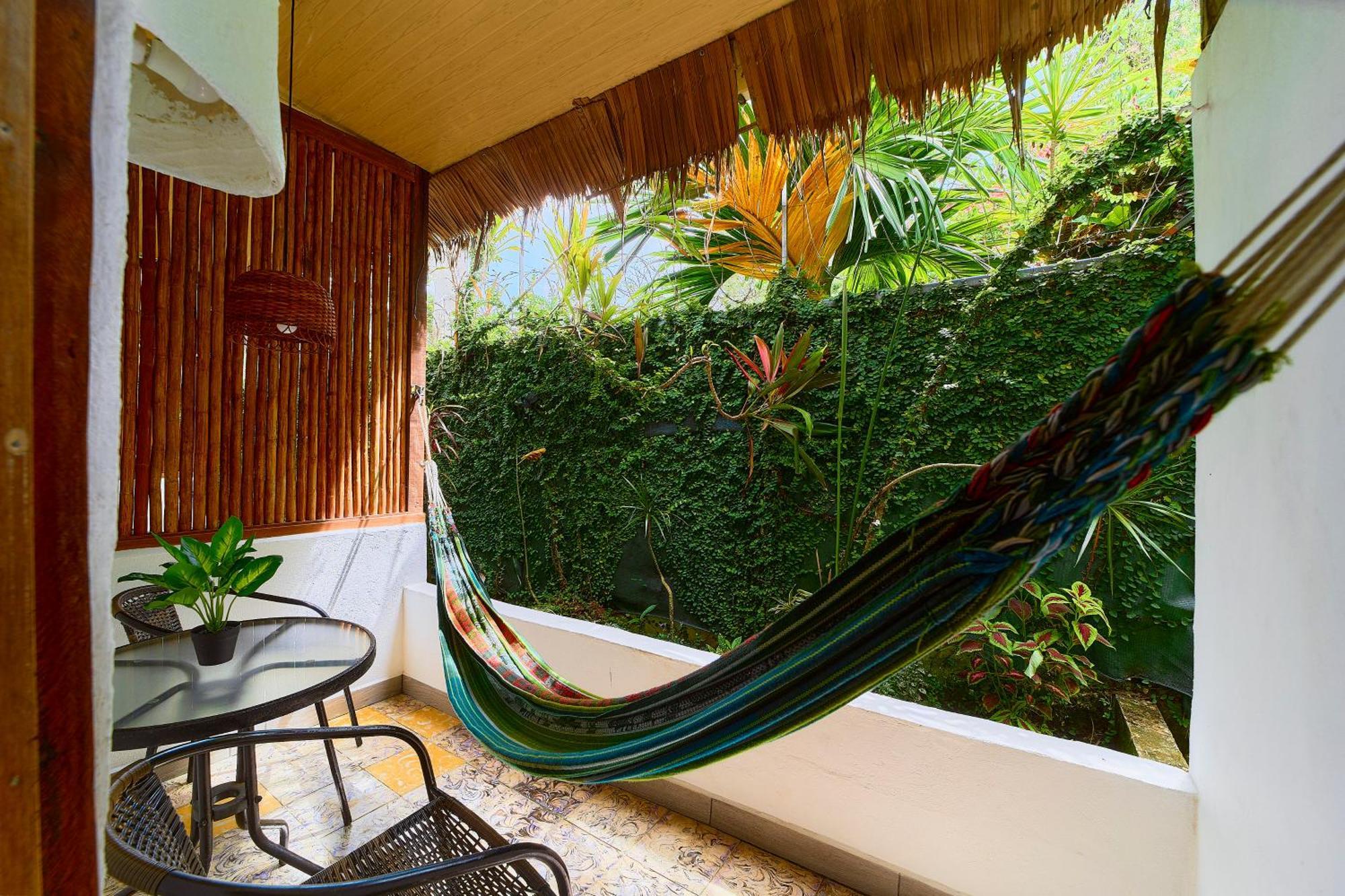 Cabinas Montesol Puerto Viejo de Talamanca Exteriér fotografie
