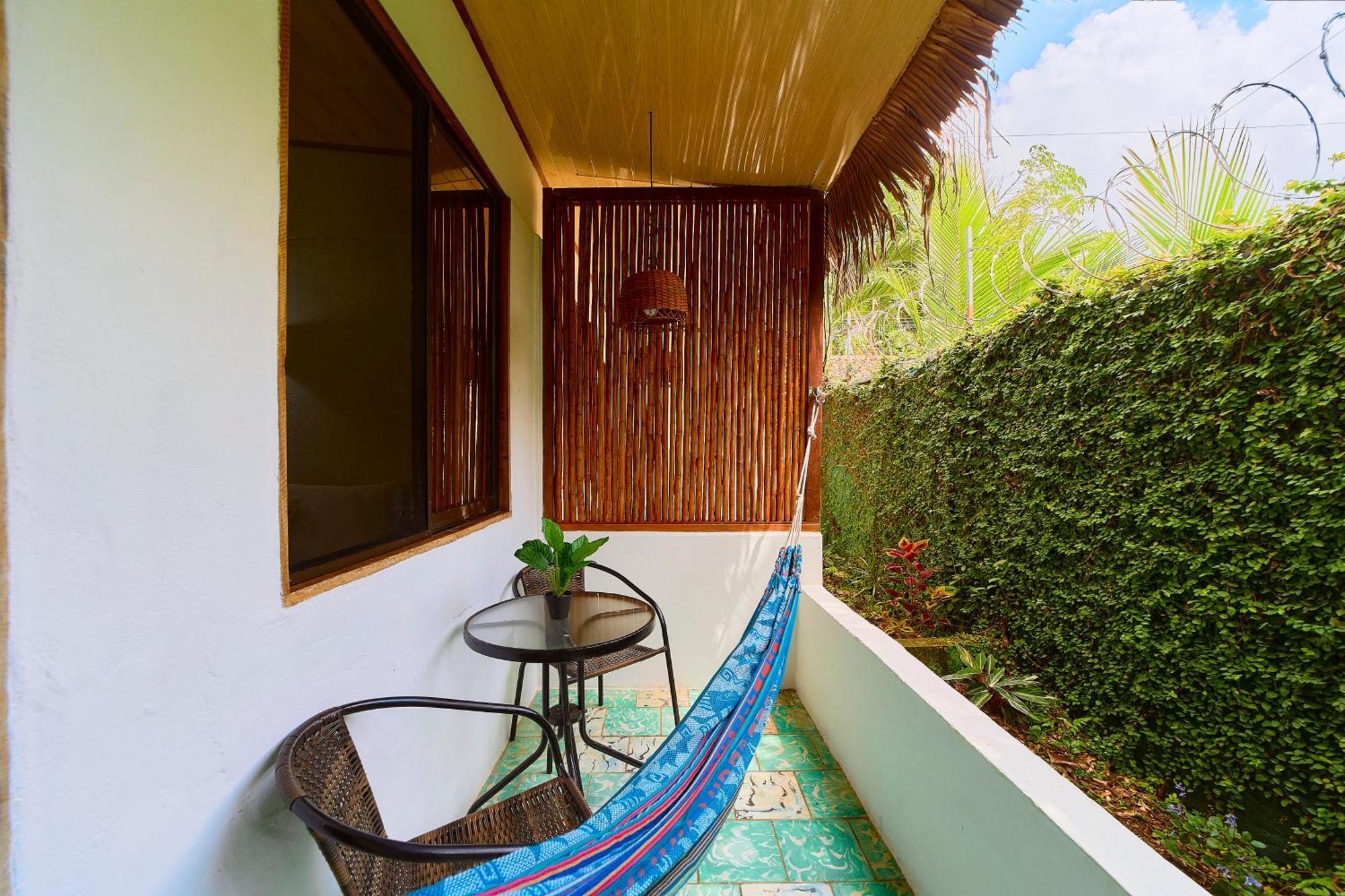 Cabinas Montesol Puerto Viejo de Talamanca Exteriér fotografie