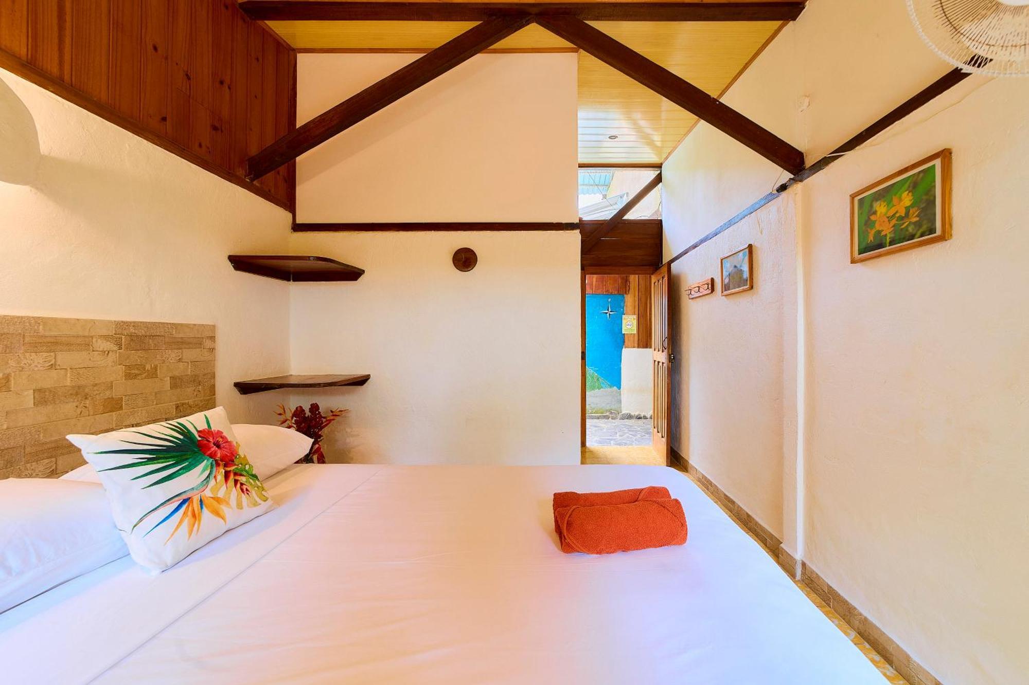 Cabinas Montesol Puerto Viejo de Talamanca Exteriér fotografie